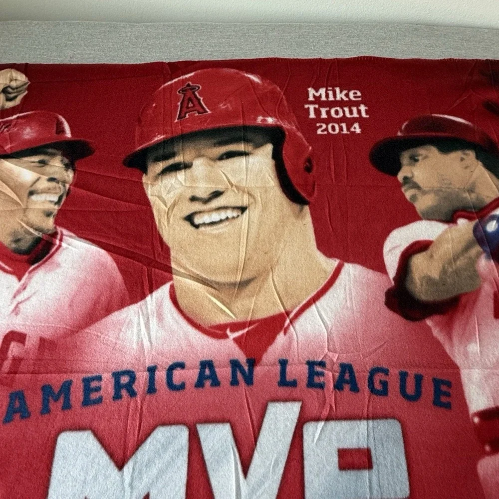 NEW Los Angeles Angels Blanket Red American League MVP Trout/Guerrero/Baylor